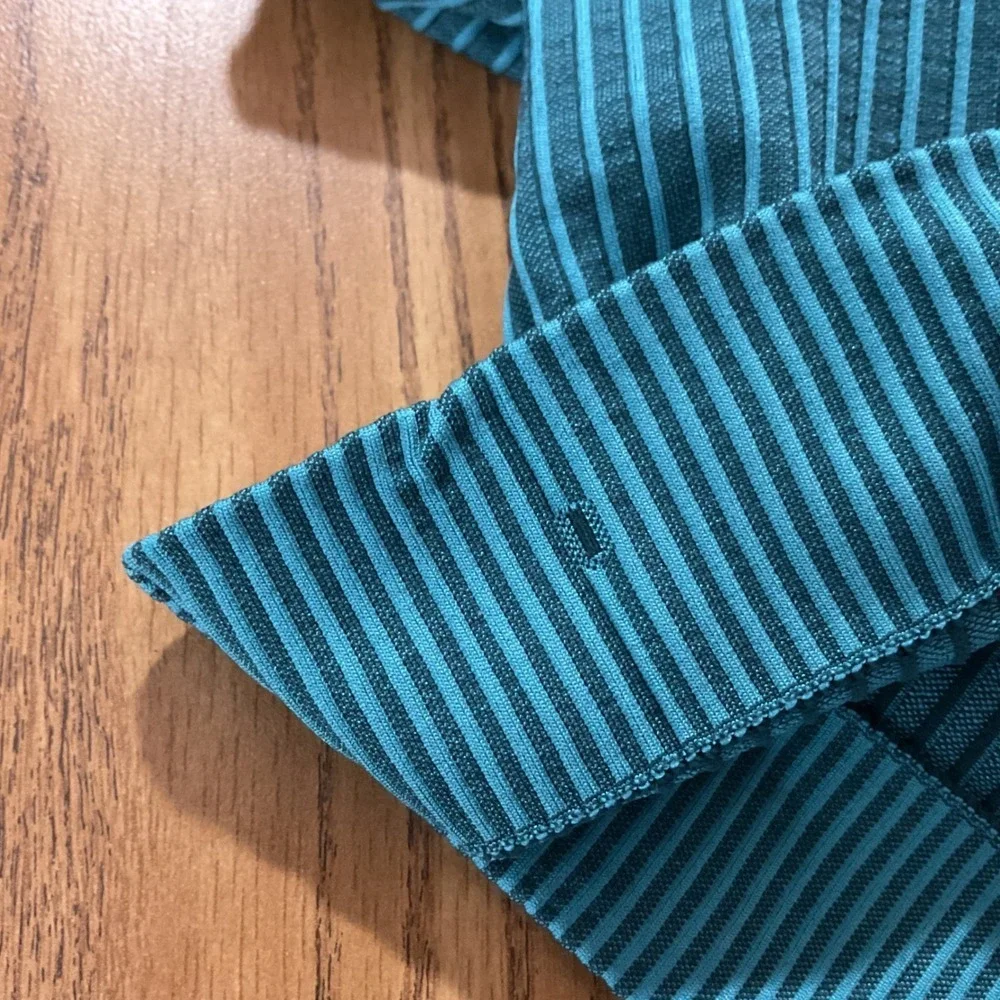 Lululemon Rest Less Long Sleeve Striped Athletic Pullover Top Womens